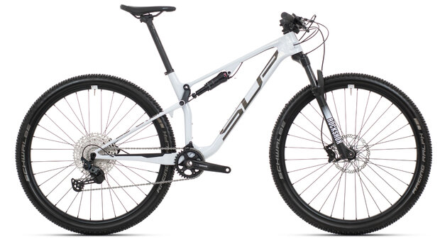 Superior XF 929 RC Large * gerserveerd 